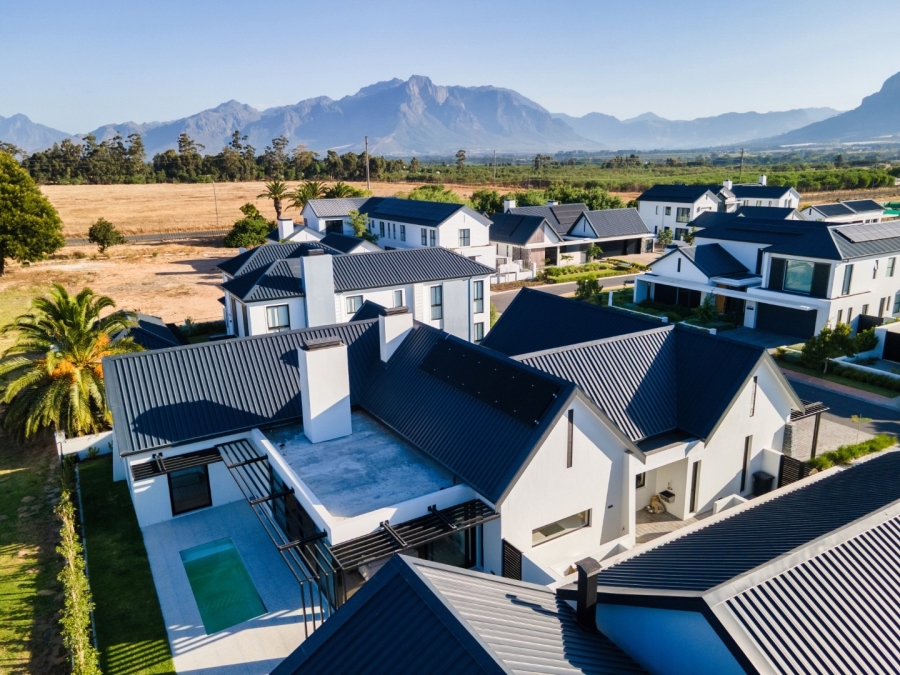 4 Bedroom Property for Sale in Pearl Valley at Val de Vie Western Cape